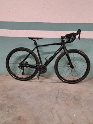 Bicicleta Gravel Orbea Terra H40 Talla XS 168 cm.