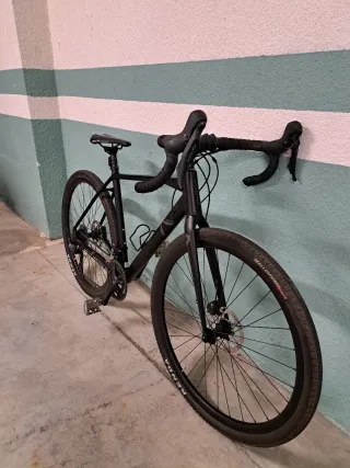 Bicicleta Gravel Orbea Terra H40 Talla XS 168 cm.