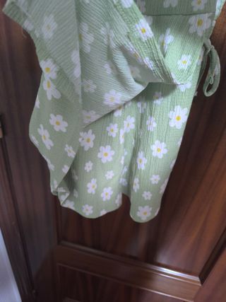Mono verde tirantes flores Kiabi