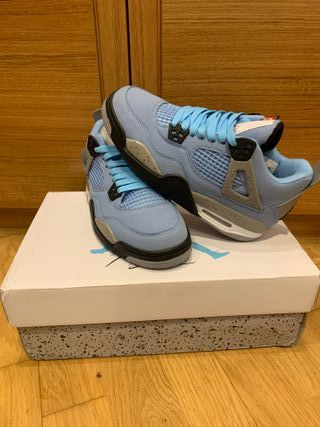 Air Jordan 4 UNC Talla 37.5