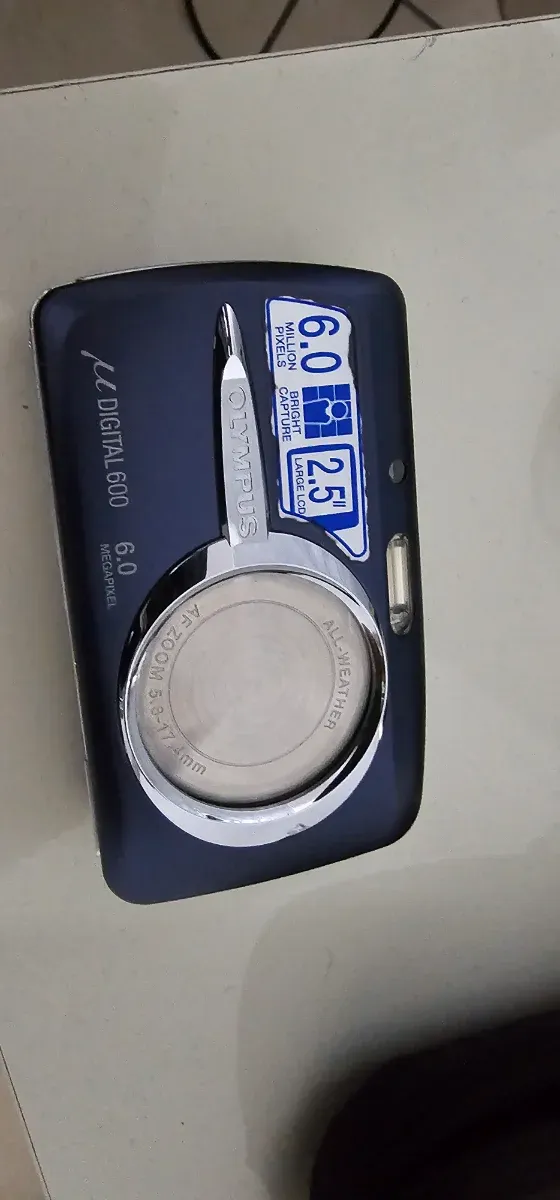 Olympus Fotocamera Digitale Blu/Argento