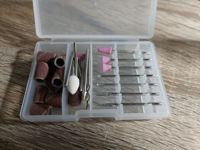 Herramienta rotativa Everise 130W