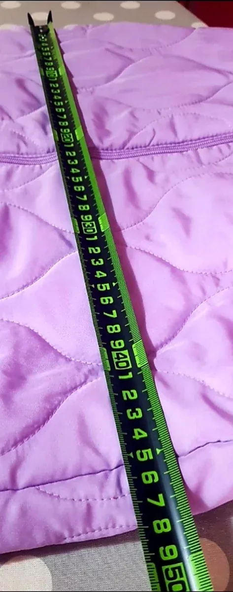 Chaleco acolchado con capucha morado Talla M