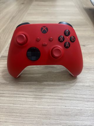 Mando Xbox Series X Rojo inalámbrico.