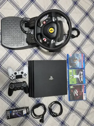Consola PS4 Pro Negra + Volante Ferrari