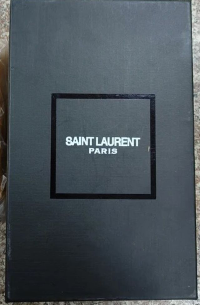 Yves Saint Laurent Slingback Tacón Logo Negro