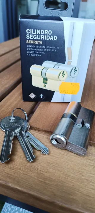 Cilindro de seguridad 30x30 Níquel