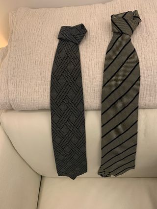 2 Corbatas Armani Negras/Grises Sin Uso