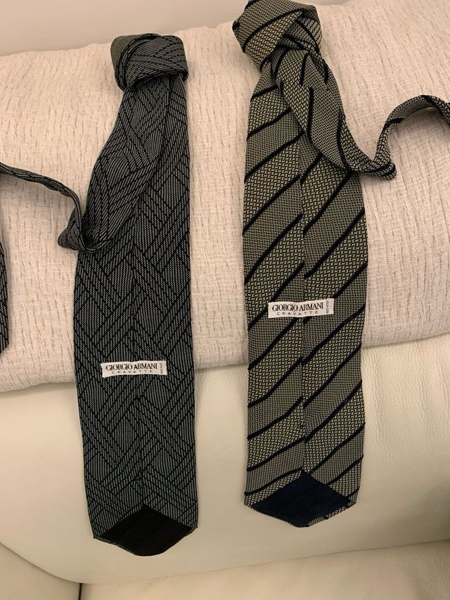 2 Corbatas Armani Negras/Grises Sin Uso