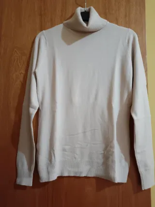 Jersey de señora cuello alto rosa