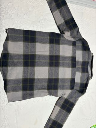 Un sacco di vestiti piccoli 
