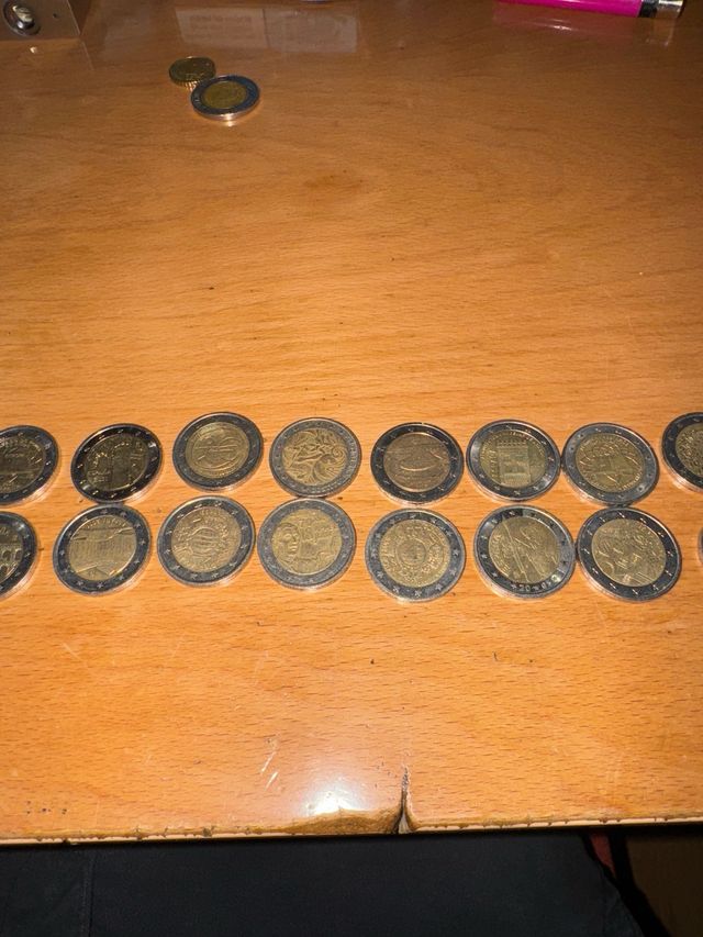 30 Monedas 2 Euros Conmemorativas