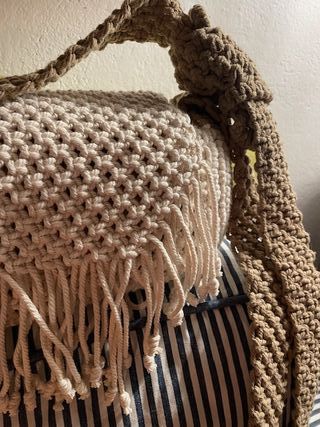 Borsa all'uncinetto fatta a mano, pezzo unico.
