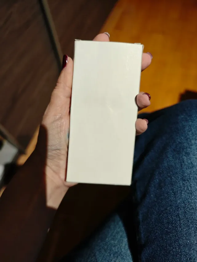 Perforadora para papel y cartón