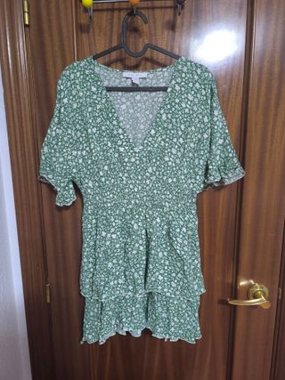 Vestido verde floral New Yorker talla M