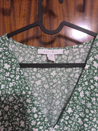 Vestido verde floral New Yorker talla M