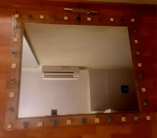 Espejo de baño decorativo