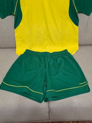 Completo calcio Kipsta giallo/verde