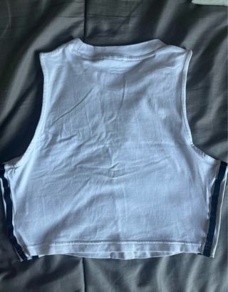 Top Adidas Blanco sin Mangas
talla s/m