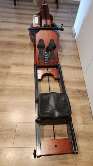 Máquina de remo de agua madera