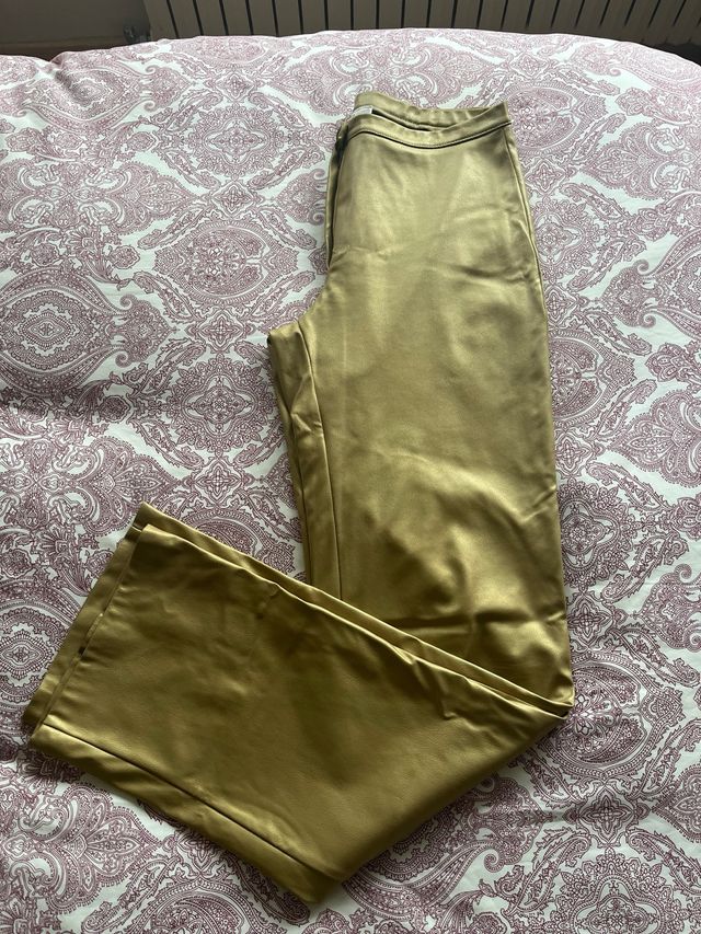 Pantalones dorados ARGGIDO