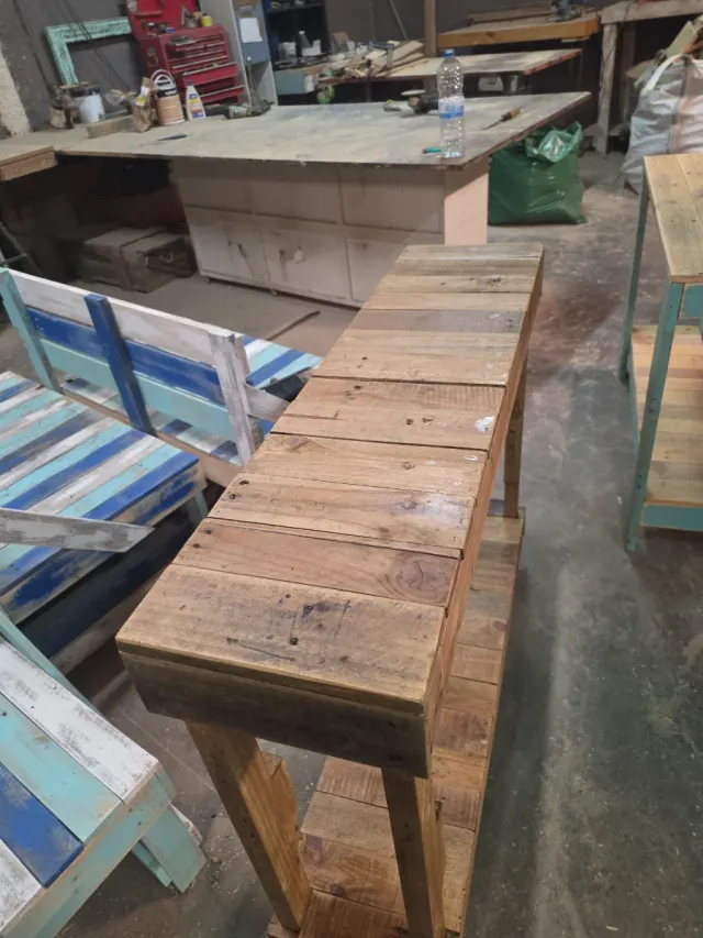 Consolle da ingresso in legno in stile rustico