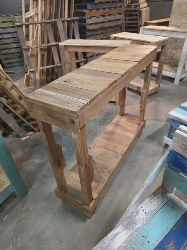 Consolle da ingresso in legno in stile rustico