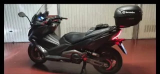 Moto kymko Ak550