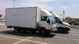 Servicio de portes y mudanzas.