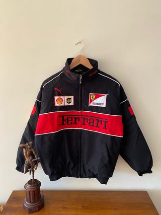 Chaqueta Ferrari Racing Negra y Roja