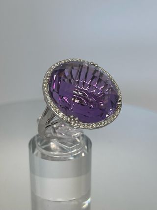 Sortija Oro Blanco Amatista y Diamantes