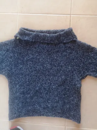 Jersey cuello vuelto azul 