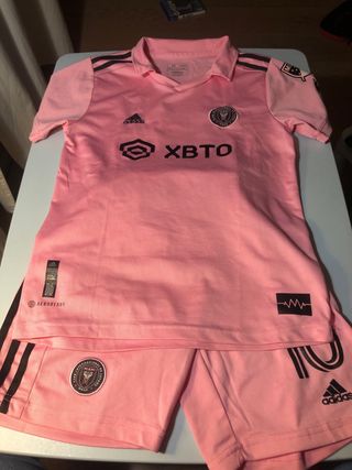 Conjunto Fútbol Infantil Adidas Messi 10 Rosa