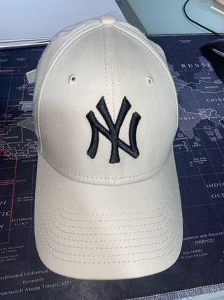 Gorra New Era Beige NY