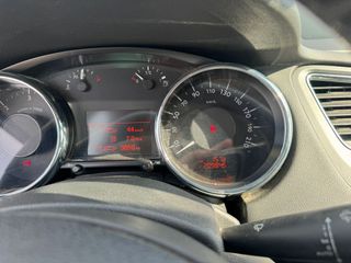Peugeot 5008 1.6Hdi 120cv Allure 2016
