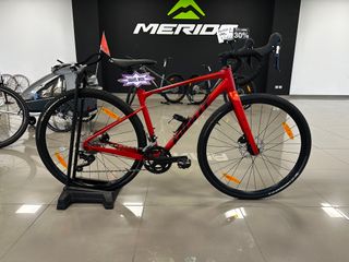 Bicicleta GIAN REVOLT 1 GRENADINE