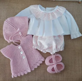Ropa para muñecos hecha a mano 
