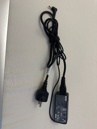 Lenovo Ideapad 1i 15 7 Gris/Plata