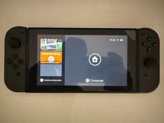 Nintendo Switch + 2 Maletines