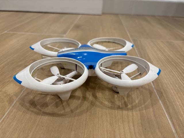 Dron RO13 Redpawz con luces LED