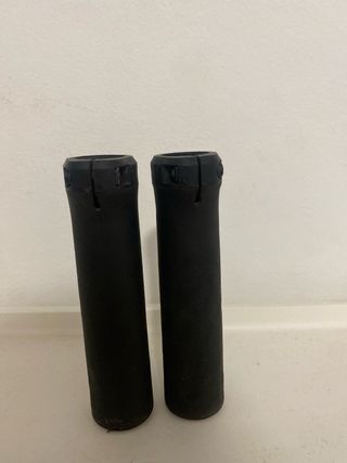 Puños Ghost para Bici MTB

PRECIO NEGOCIABLE 