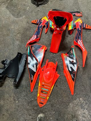 Kit Plásticos Fluor KTM 19/22