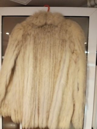 Chaquetón piel zorro canadiense beige