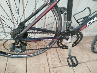 Bicicleta de carretera nueve-once años