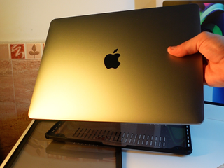MacBook Pro M1 250GB Gris Espacial Perfecto Estado