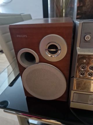 Equipo de música Philips compacto