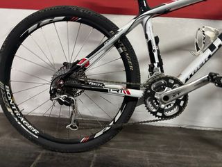 Bicicleta Trek Technology Carbono 9.8