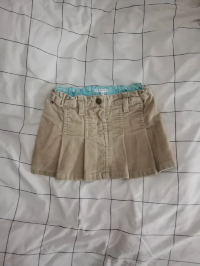 Falda Tommy 2 años beige