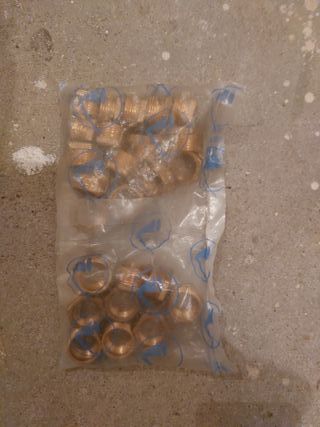 Reducción 3/4 x 1/2 INYECTOMETAL S.A.