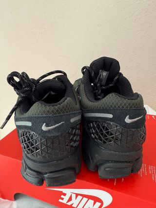 Nike Vomero 5 Negro Verde Oliva